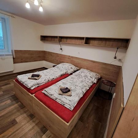 Milovice  Apartmany Moravia מראה חיצוני תמונה