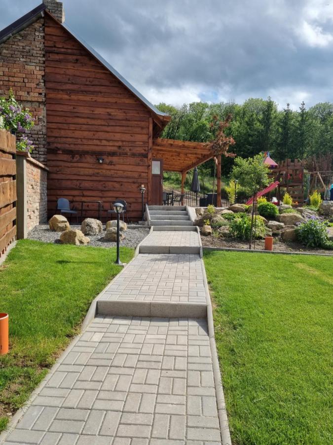 Milovice  Apartmany Moravia מראה חיצוני תמונה