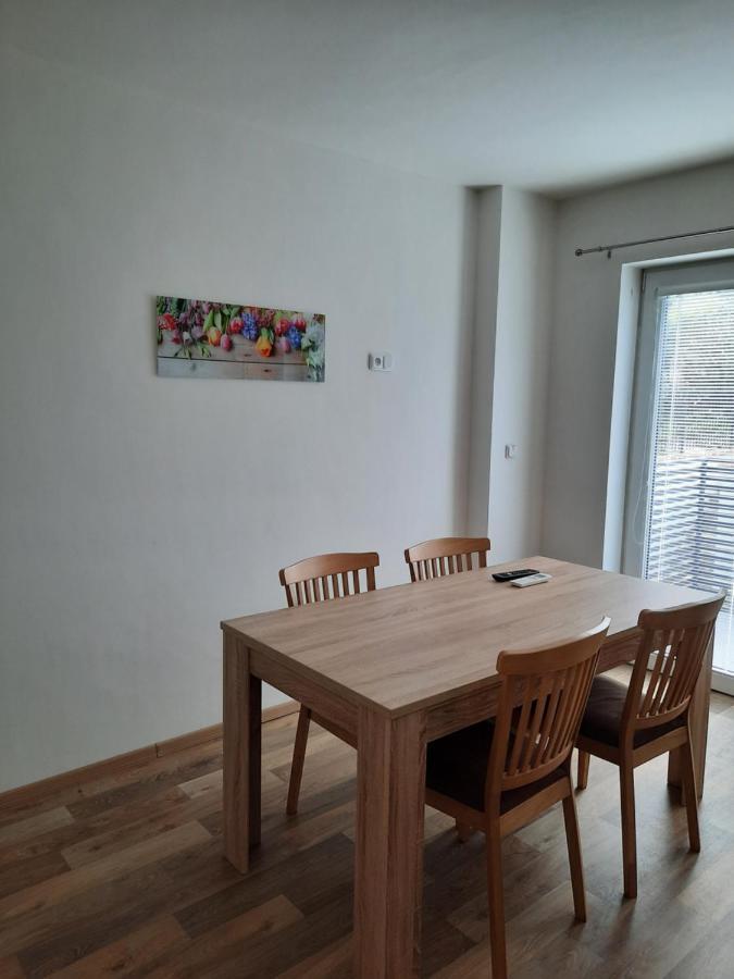 Milovice  Apartmany Moravia מראה חיצוני תמונה