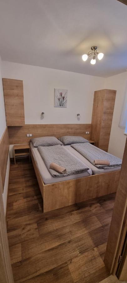 Milovice  Apartmany Moravia מראה חיצוני תמונה