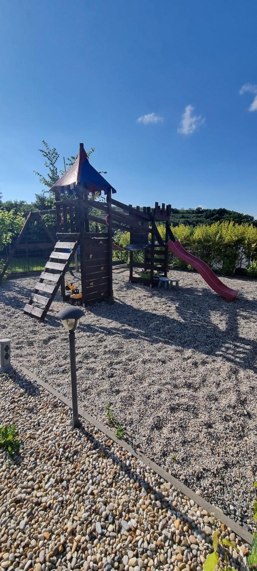 Milovice  Apartmany Moravia מראה חיצוני תמונה