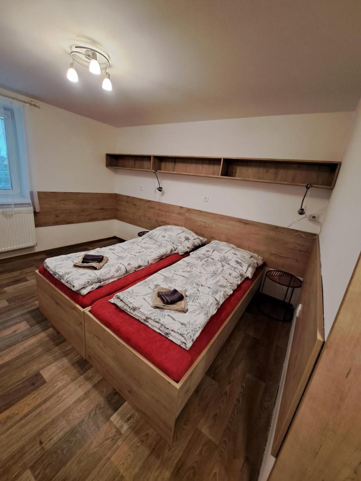 Milovice  Apartmany Moravia מראה חיצוני תמונה
